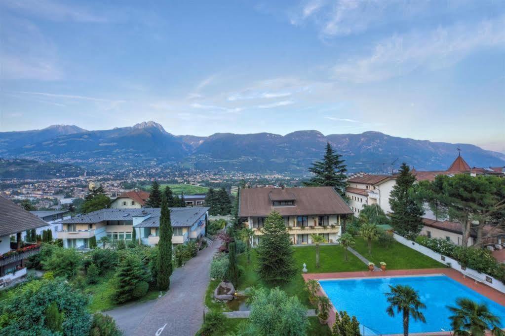 Glanzhof Hotel & Apartments Marlengo Exterior photo